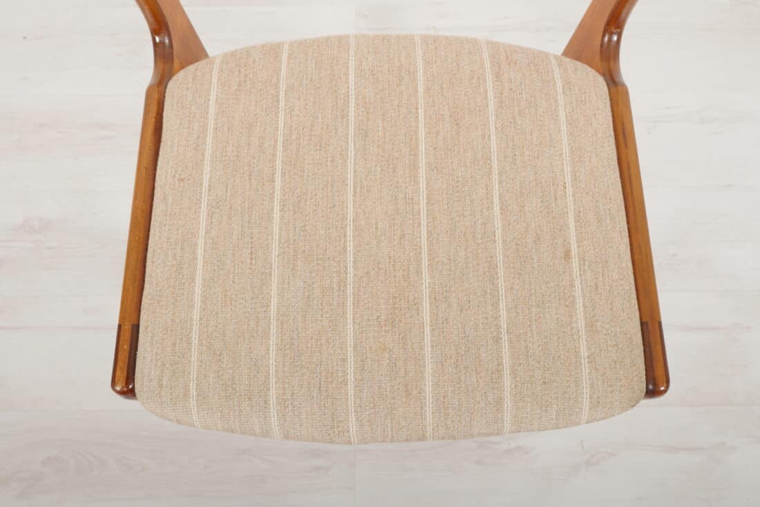 Trp Post Container Data Trp Post Id 18052 4 X Dining Chairs Erik Buch Teak Stripe Beige Trp Post Container