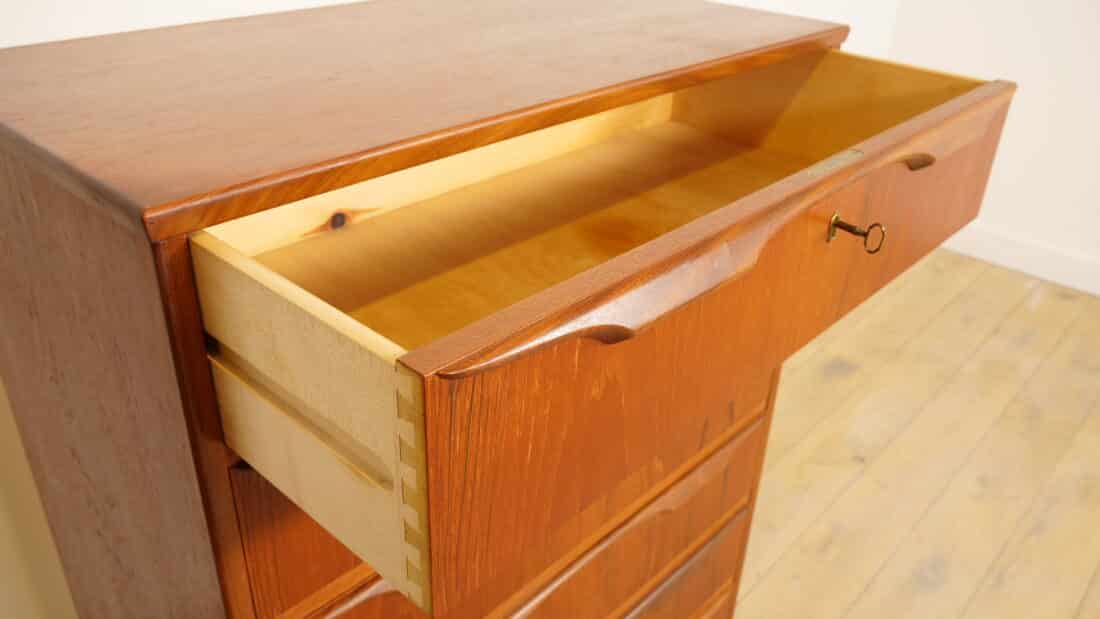 Vintage Deense Ladekast Teak 6 Lades 122 Cm