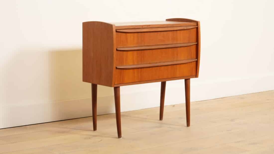 Trp Post Container Data Trp Post Id 20773 Vintage Dresser 3 Drawer Nightstand Trp Post Container