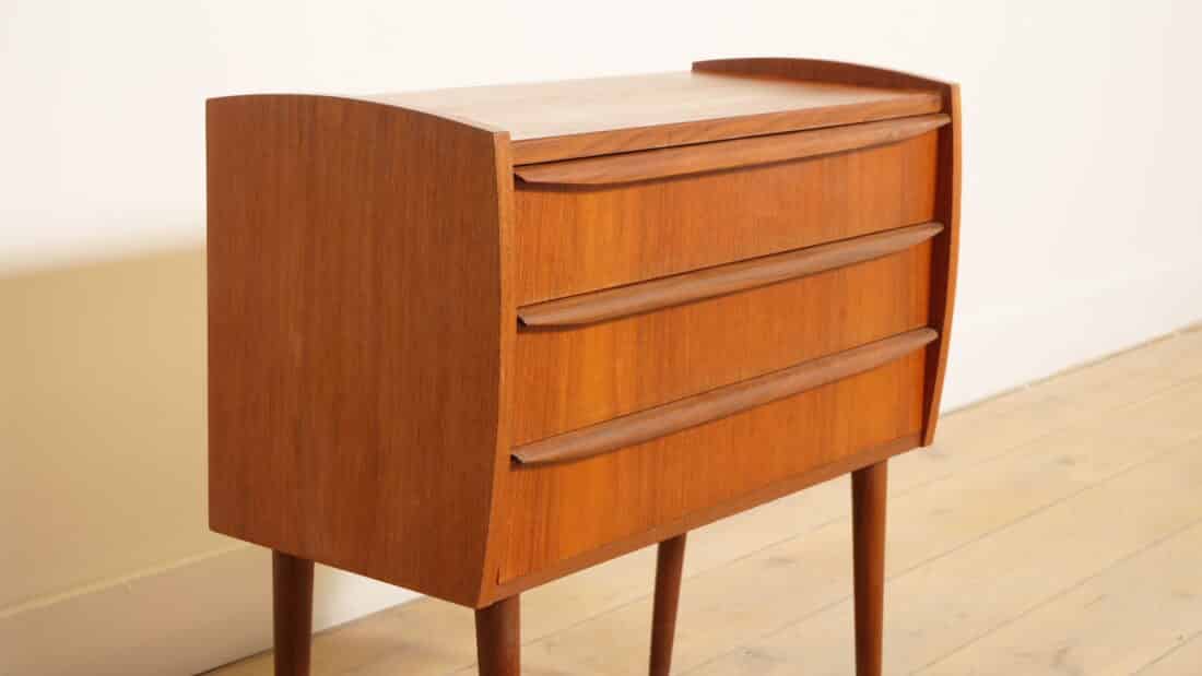 Trp Post Container Data Trp Post Id 20773 Vintage Dresser 3 Drawer Nightstand Trp Post Container