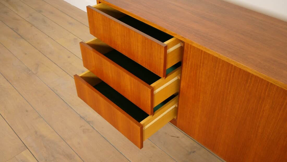 Vintage Dressoir Tv Meubel Strak Ontwerp 148 Cm