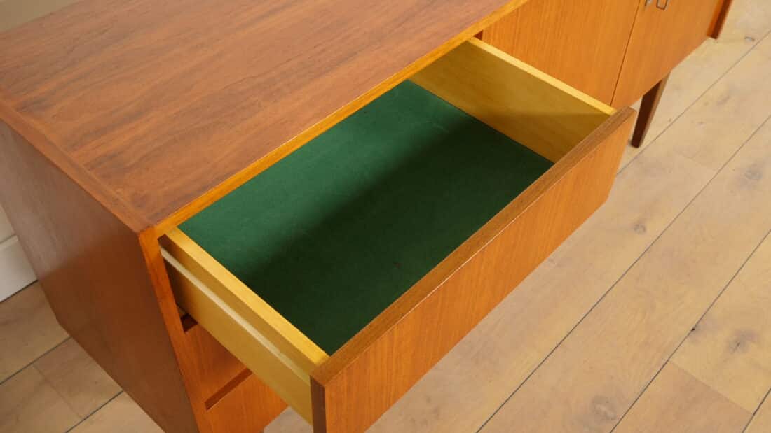Vintage Dressoir Tv Meubel Strak Ontwerp 148 Cm