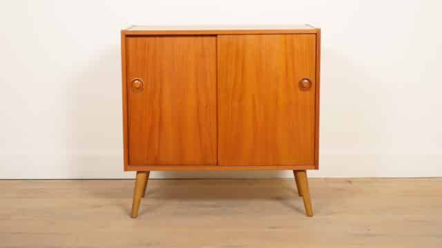 Vintage Kastje Met Schuifdeuren Audiomeubel Teak