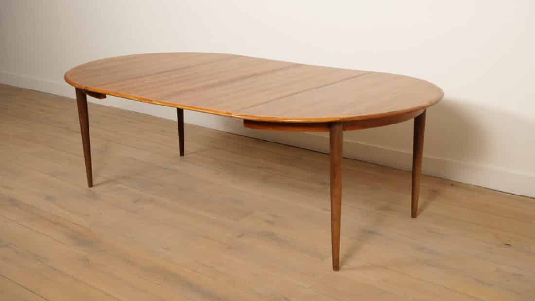 Vintage Ronde Eettafel Palissander Uitschuifbaar