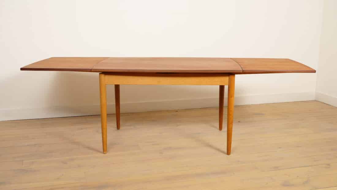 Vintage Eettafel Uitschuifbaar Teak Bootmodel