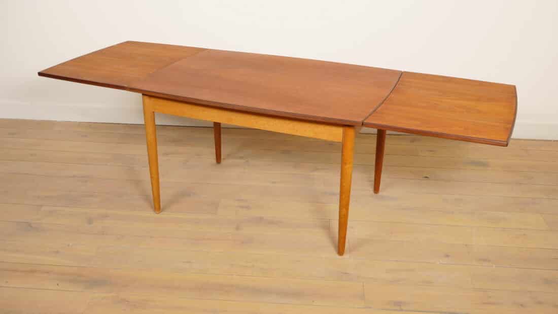 Vintage Eettafel Uitschuifbaar Teak Bootmodel