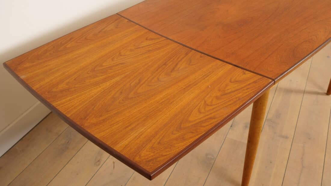 Vintage Eettafel Uitschuifbaar Teak Bootmodel