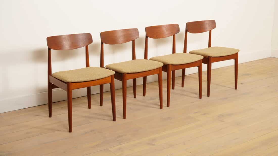 Set Van 4 Eetkamerstoelen Casala Teak