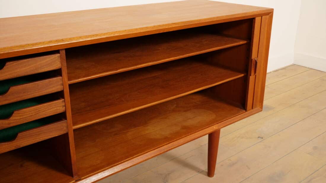 Vintage Dressoir Svend Aage Larsen Deens Design Tambourdeur