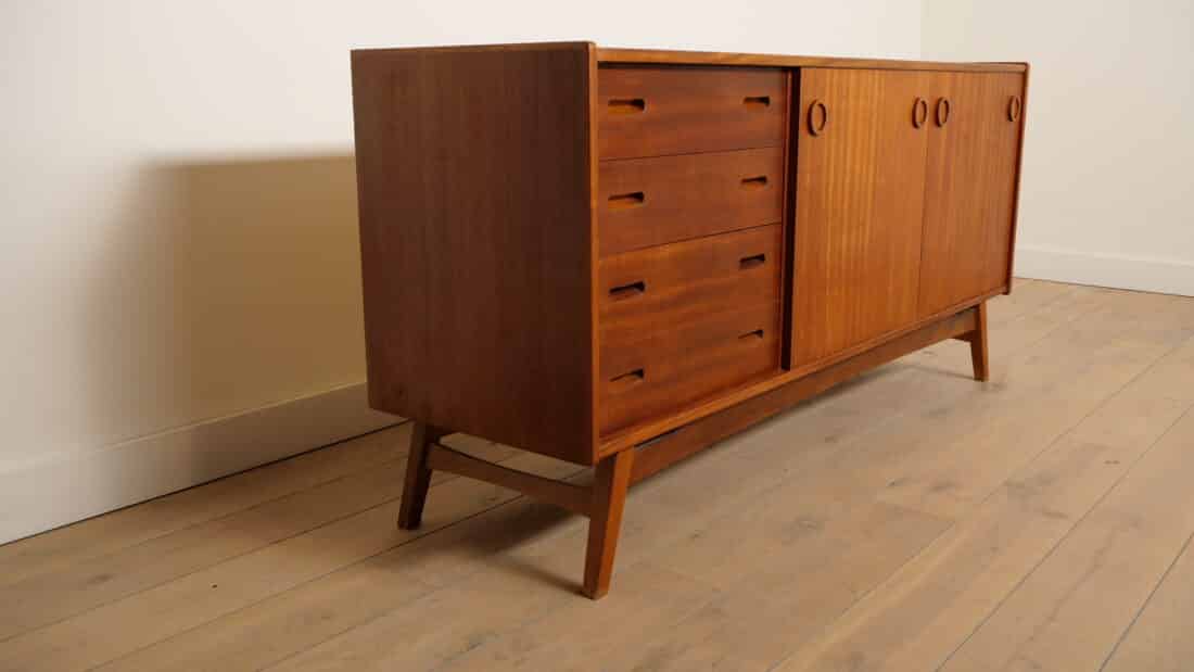 Trp Post Container Data Trp Post Id 21554 Vintage Dressoir Notenhout 180 Cm Trp Post Container