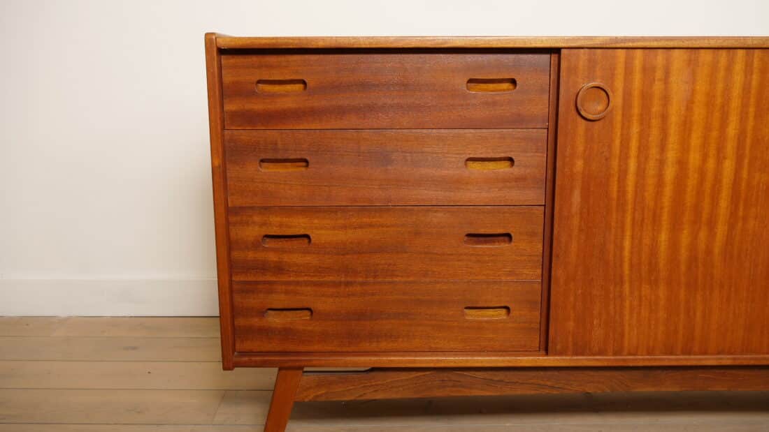 Trp Post Container Data Trp Post Id 21554 Vintage Dressoir Notenhout 180 Cm Trp Post Container