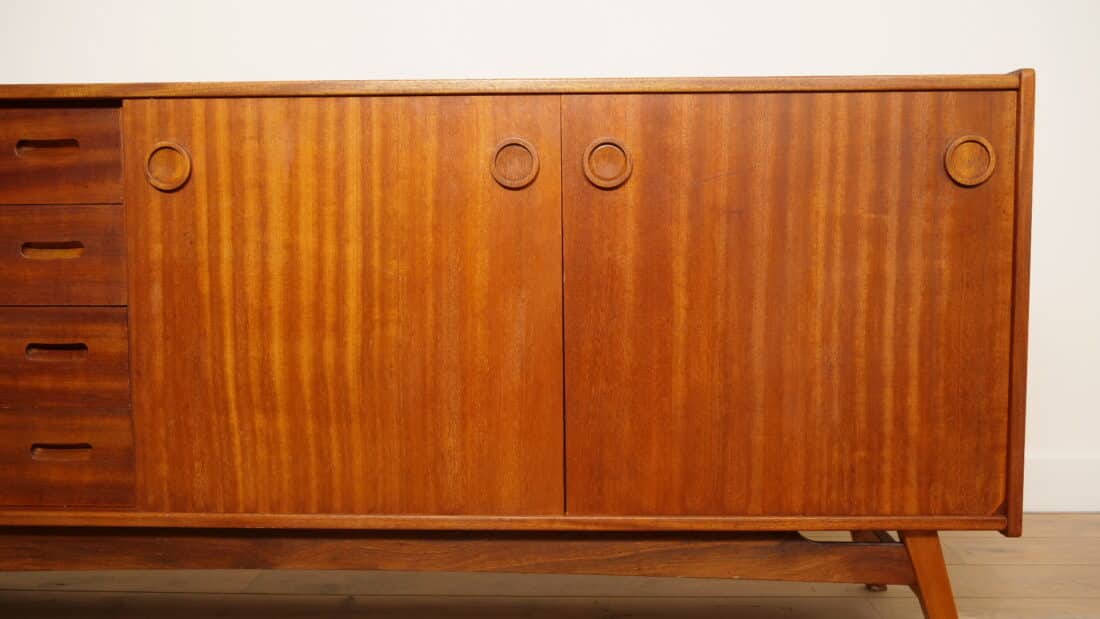 Trp Post Container Data Trp Post Id 21554 Vintage Dressoir Notenhout 180 Cm Trp Post Container