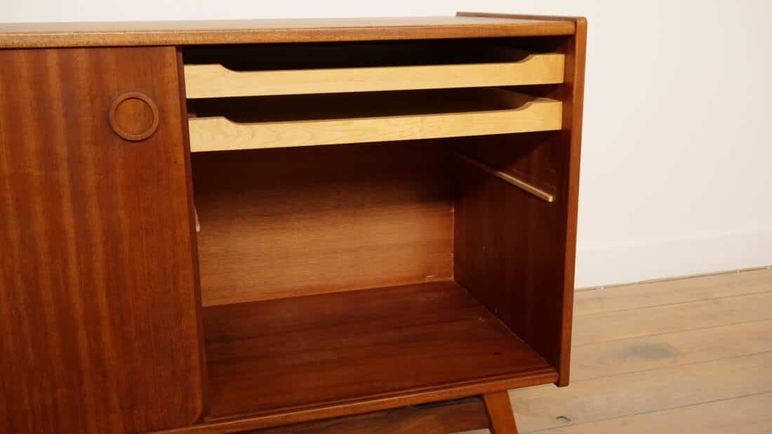 Trp Post Container Data Trp Post Id 21554 Vintage Dressoir Notenhout 180 Cm Trp Post Container