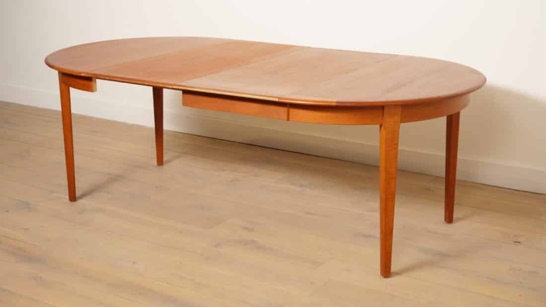 Vintage Ronde Eettafel Teak Uitschuifbaar