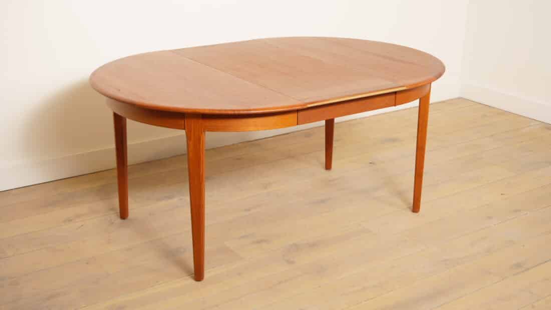 Vintage Ronde Eettafel Teak Uitschuifbaar