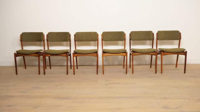 6 X Eetkamerstoelen Erik Buch Model 49 Teak Opnieuw Gestoffeerd