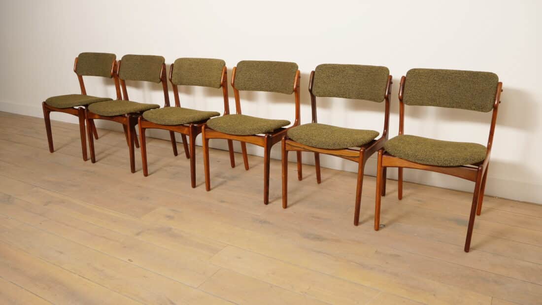 6 X Eetkamerstoelen Erik Buch Model 49 Teak Opnieuw Gestoffeerd