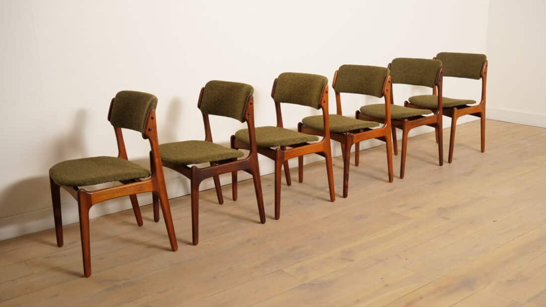 6 X Eetkamerstoelen Erik Buch Model 49 Teak Opnieuw Gestoffeerd