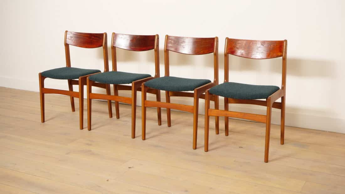 Trp Post Container Data Trp Post Id 22169 Set Of 4 Dining Chairs Vintage Reupholstered Trp Post Container