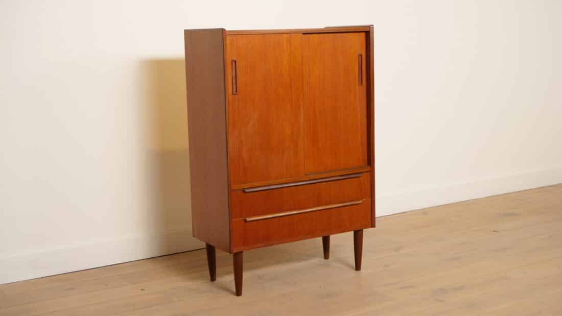 Trp Post Container Data Trp Post Id 22216 Vintage Wall Cabinet Sliding Doors Danish Design 120 Cm Trp Post Container