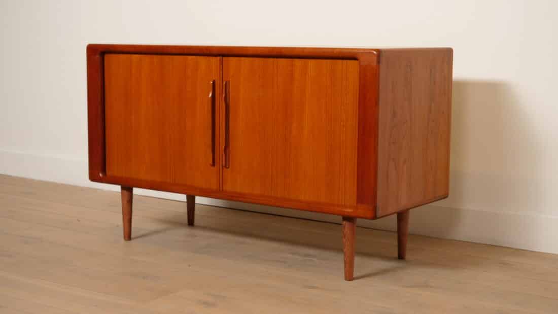 Trp Post Container Data Trp Post Id 22356 Vintage Dressoir Met Schuifdeuren Audiomeubel Teak Trp Post Container
