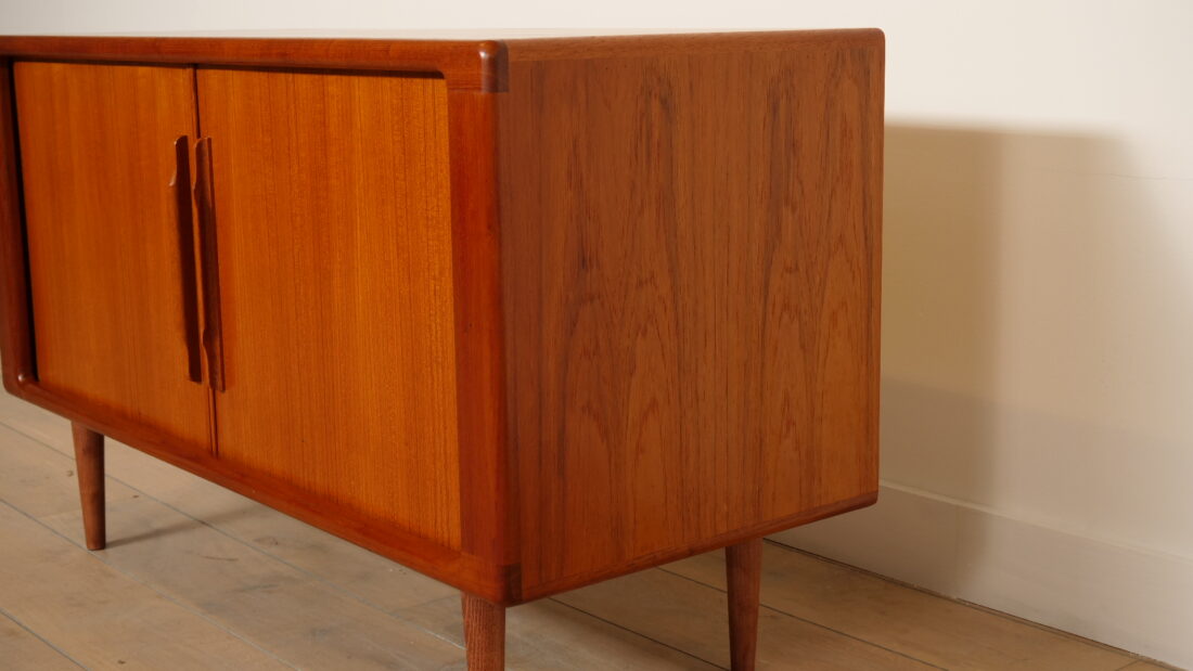 Trp Post Container Data Trp Post Id 22356 Vintage Dressoir Met Schuifdeuren Audiomeubel Teak Trp Post Container