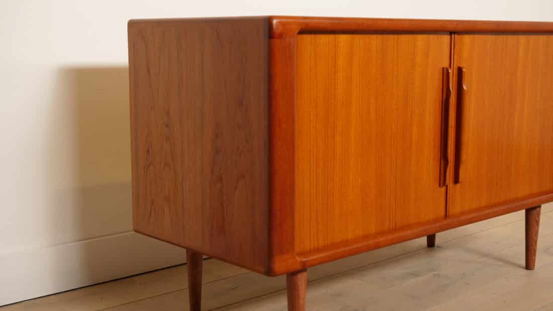 Trp Post Container Data Trp Post Id 22356 Vintage Dressoir Met Schuifdeuren Audiomeubel Teak Trp Post Container