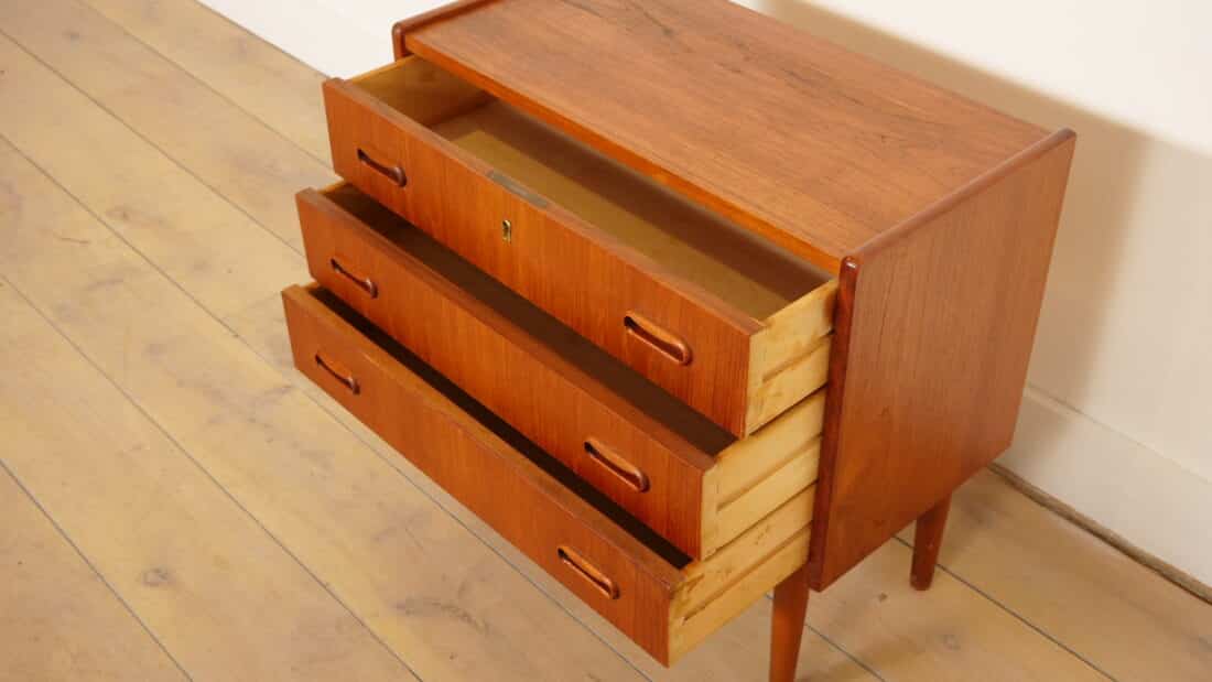 Trp Post Container Data Trp Post Id 22758 Vintage Chest of Drawers 3 Drawer Nightstand Trp Post Container