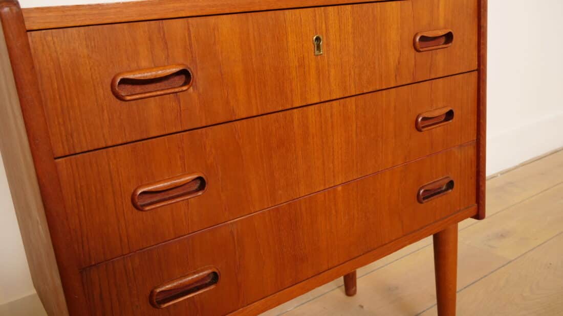 Trp Post Container Data Trp Post Id 22758 Vintage Chest of Drawers 3 Drawer Nightstand Trp Post Container