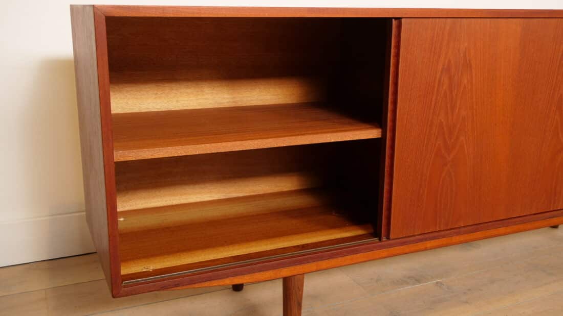 Vintage Dressoir Schuifdeuren Scandinavisch Design 183cm
