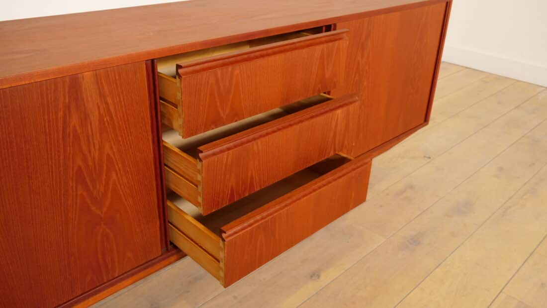 Vintage Dressoir Schuifdeuren Scandinavisch Design 183cm