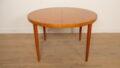 Vintage round dining table | Teak | extendable