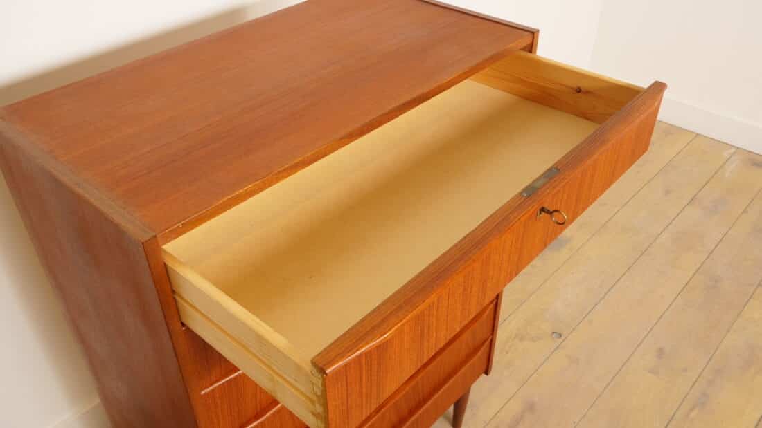 Vintage Deense Ladekast Teak 7 Lades 109 Cm Vintage Deense Ladekast Teak 7 Lades 109 Cm