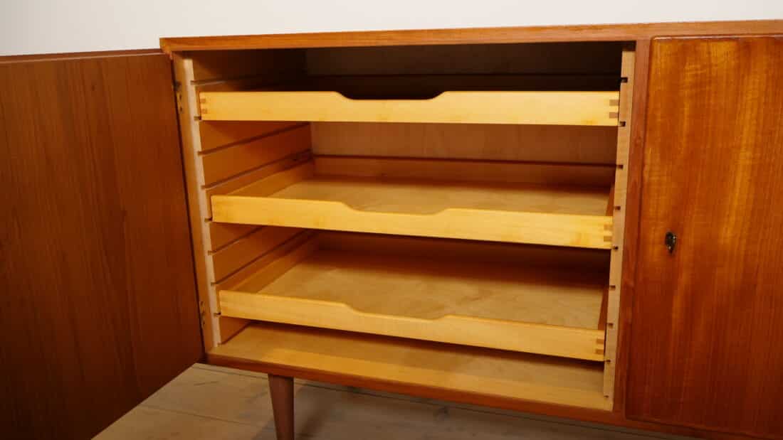 Vintage Dressoir Deens Teak Hundevad 138 Cm Vintage Dressoir Deens Teak Hundevad 138 Cm