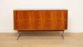 Buffet vintage | meuble audio | bois de rose | base chromée | 120 cm