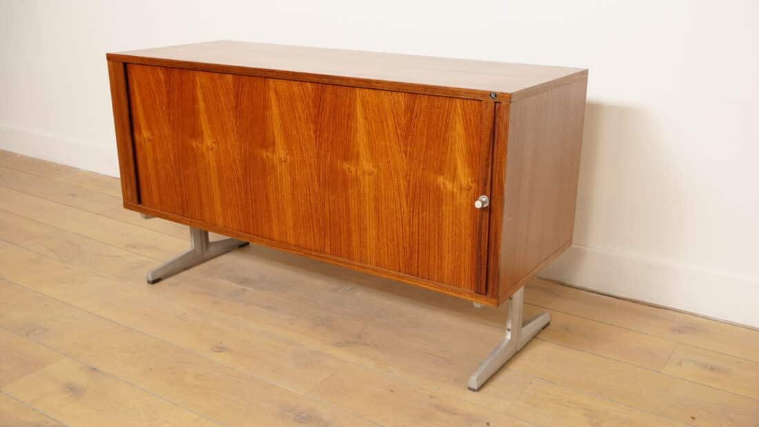 Trp Post Container Data Trp Post Id 23148 Vintage Dressoir Audiomeubel Palissander Chroom Onderstel 120 Cm Trp Post Container