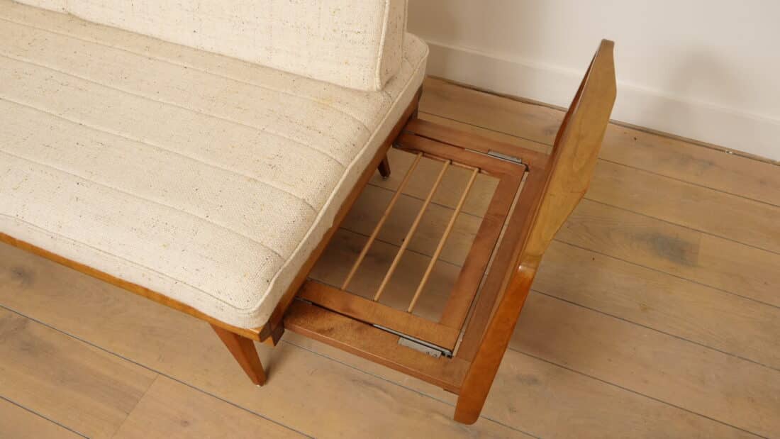 Trp Post Container Data Trp Post Id 23324 Vintage Bank 3 Zits Daybed Knoll Knoll Antimott Crme Trp Post Container