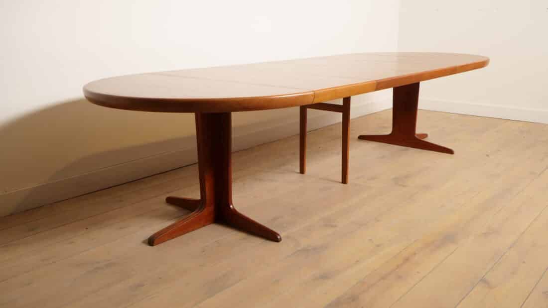 Vintage Eettafel Xxxl Teak Uitschuifbaar 320 Cm