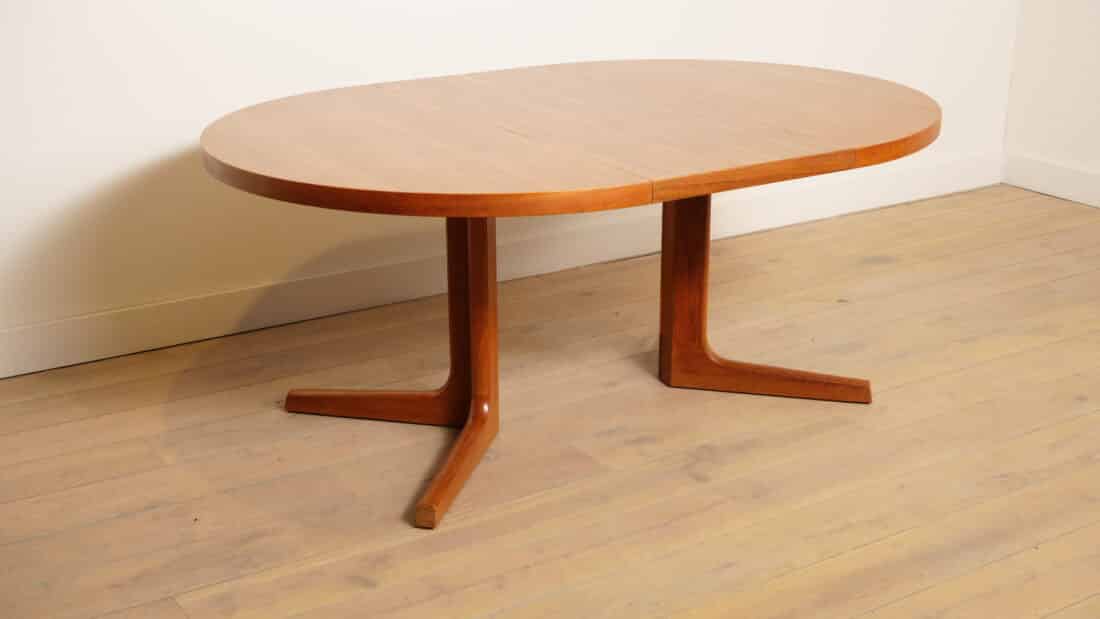 Vintage Eettafel Rond Teak Uitschuifbaar 122 Cm Tot 222 Cm