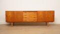 Vintage dressoir | Schuifdeuren | Scandinavisch design | 209 cm