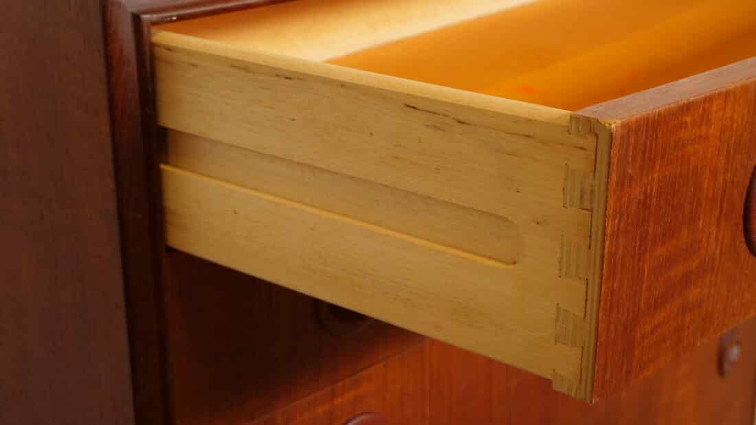 Vintage Deense Ladekast Teak 7 Lades 114 Cm