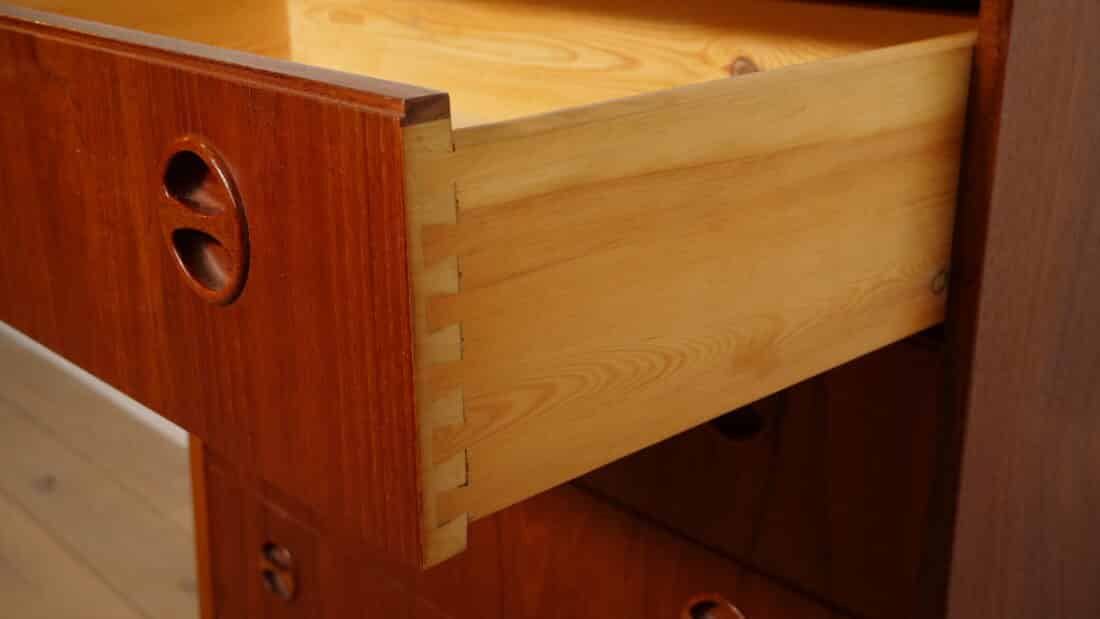 Vintage Deense Ladekast Teak 6 Lades 110 Cm