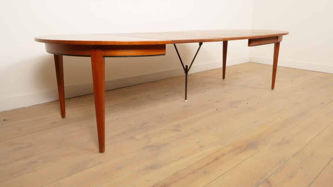 Vintage Ronde Eettafel Xxl Omann Jun No 55 Teak Uitschuifbaar