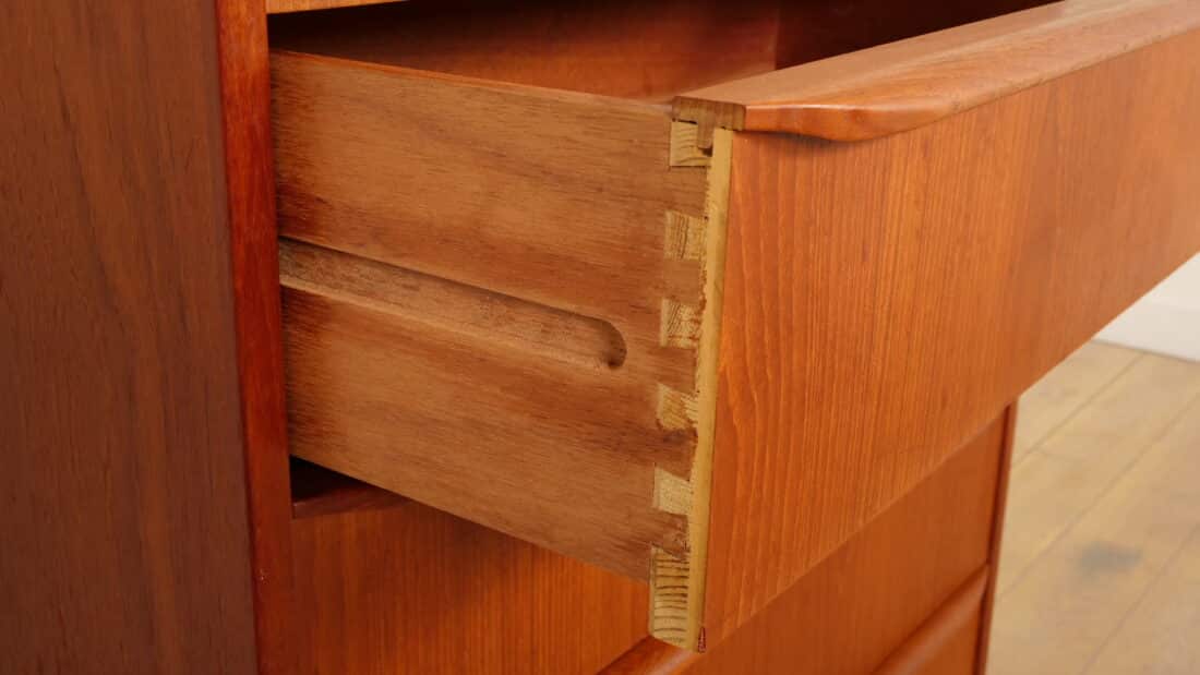 Vintage Deense Ladekast Teak 7 Lades 120 Cm