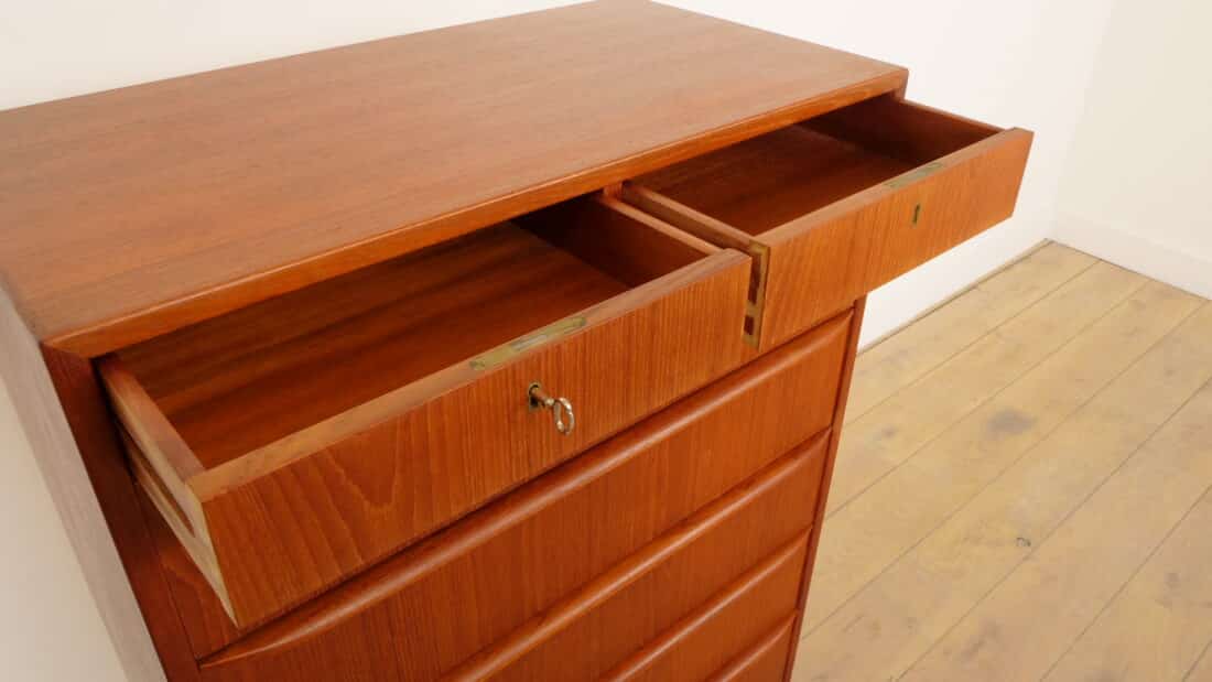 Vintage Deense Ladekast Teak 7 Lades 120 Cm