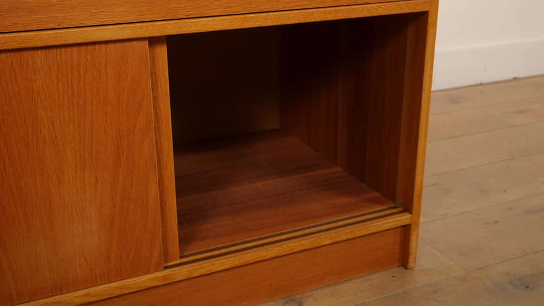 Vintage Wandkast Boekenkast Eiken Schuifdeuren