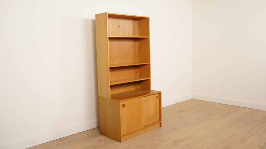 Trp Post Container Data Trp Post Id 24968 Vintage Wandkast Boekenkast Eiken Schuifdeuren Trp Post Container