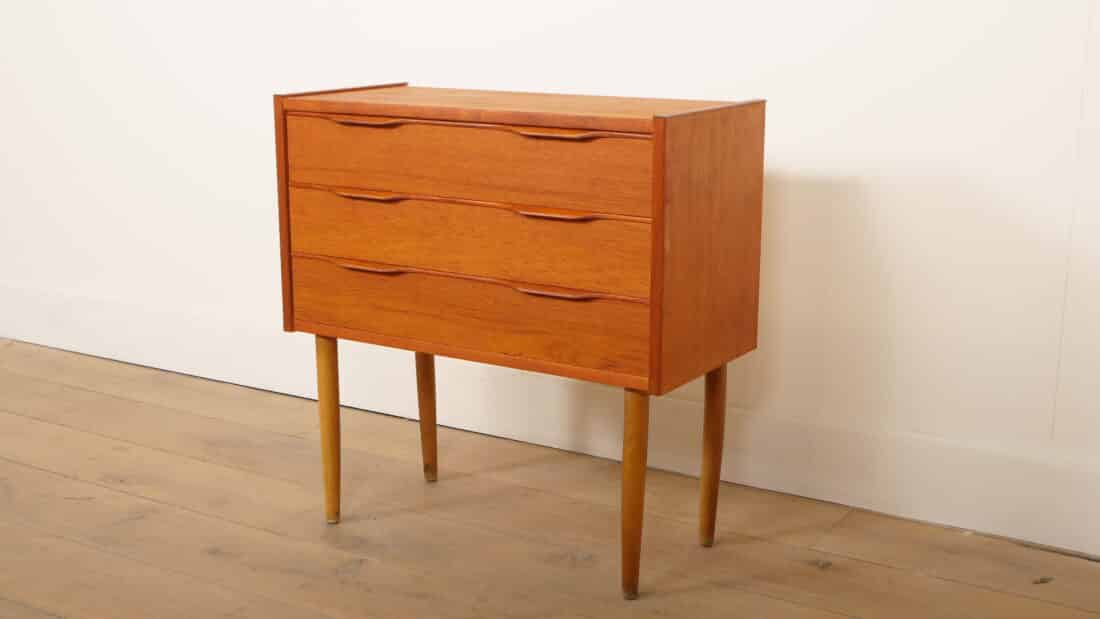 Vintage Ladekast 3 Lades Nachtkastje