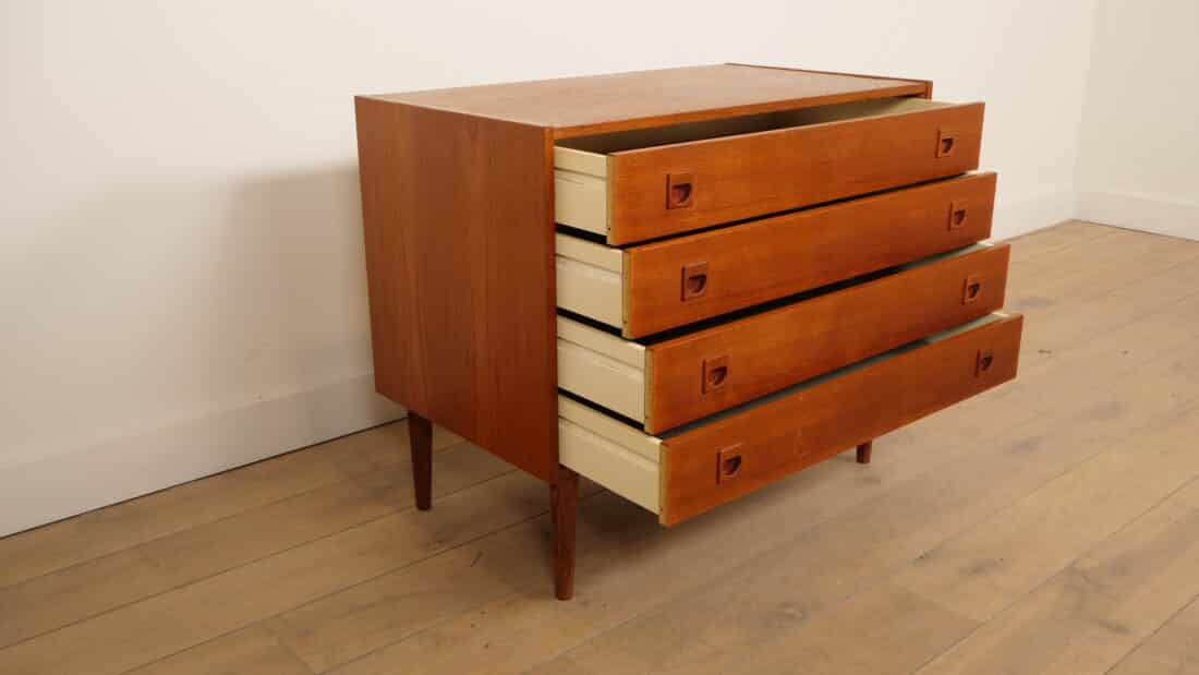 Vintage Ladekast 4 Lades Teak Vintage Ladekast 4 Lades Teak
