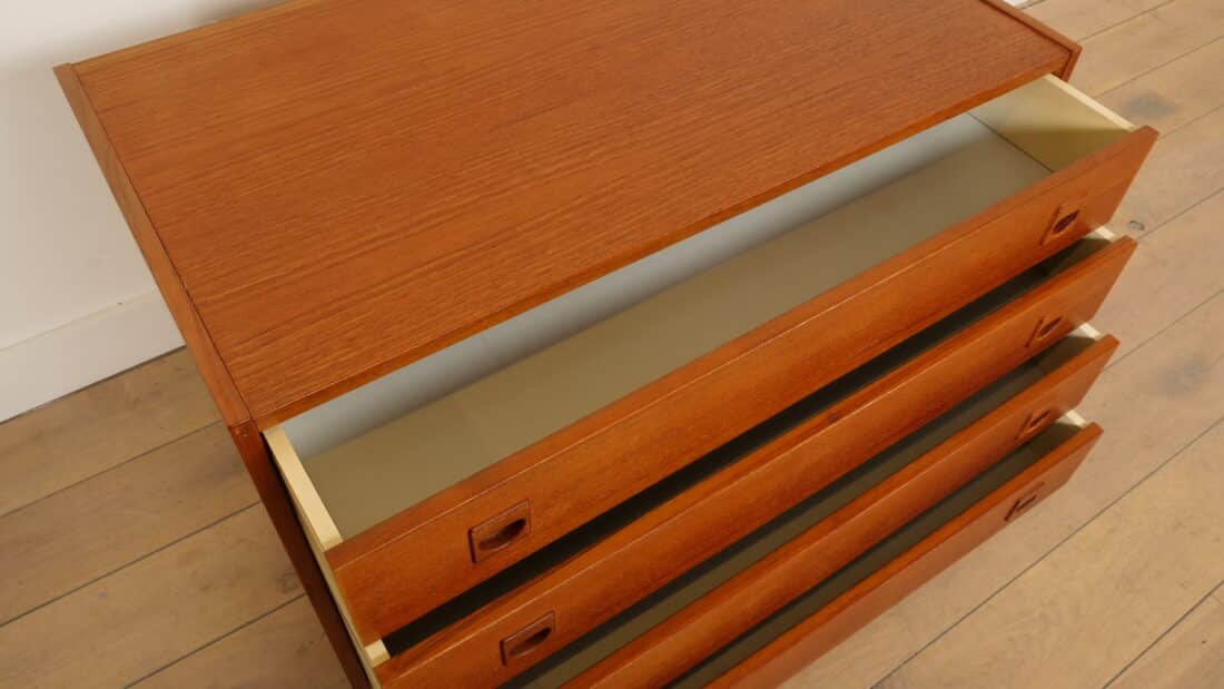 Vintage Ladekast 4 Lades Teak Vintage Ladekast 4 Lades Teak